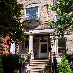Central Park Bed & Breakfast